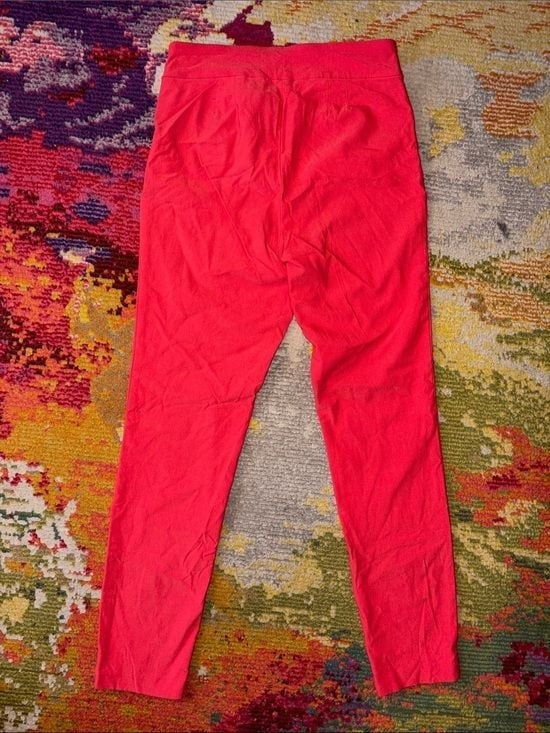 Soho Neon Pink Cropped Slim Ankle Pants Small