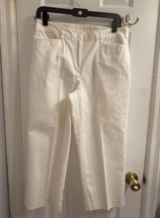 Sag Harbor Women's White Capris Size 8P Cropped Casual Pants