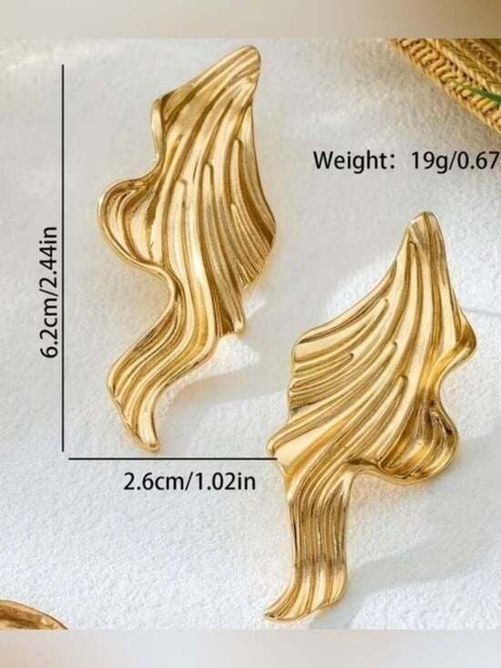 Textured Gold Wave Drop Earrings for Women