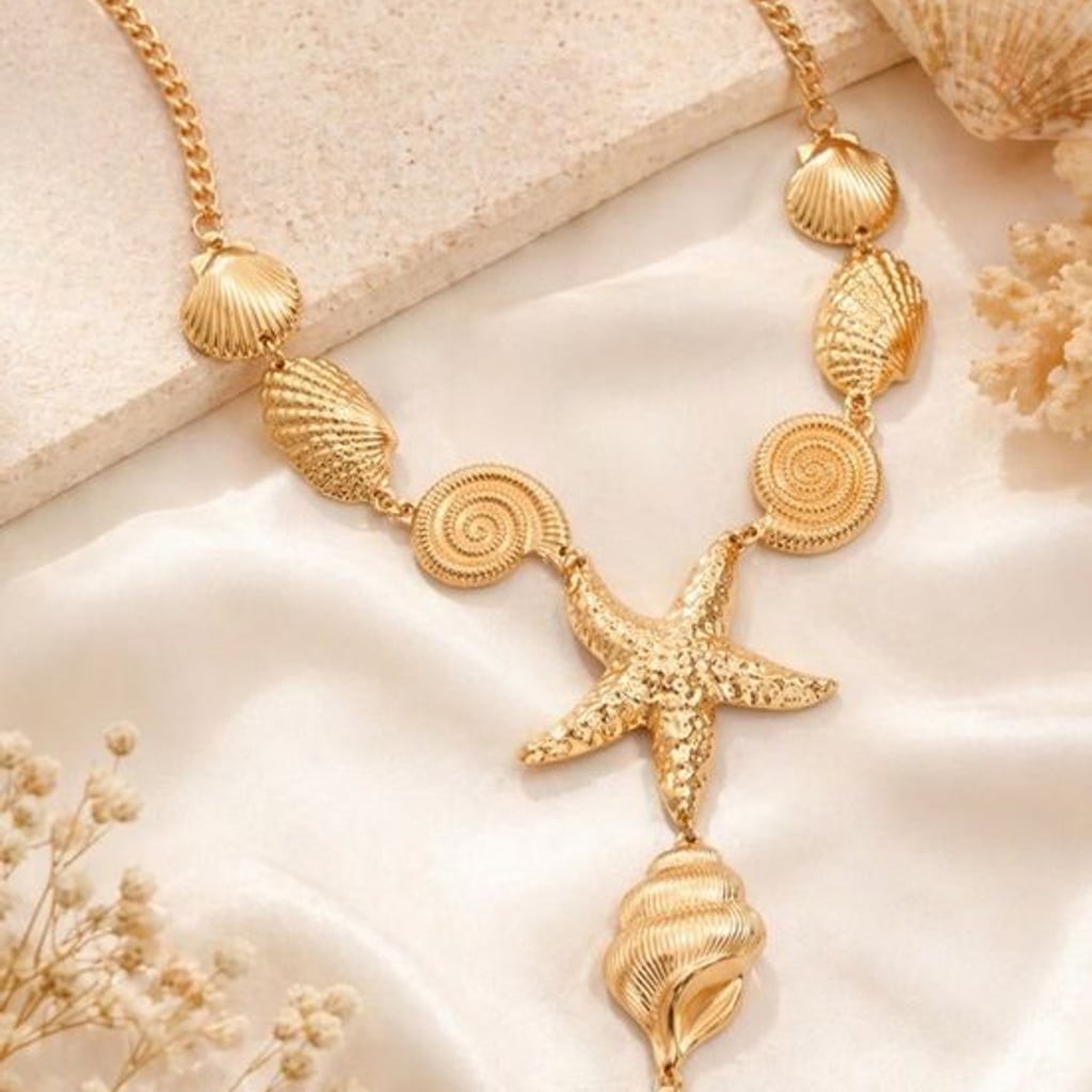 Gold Starfish and Seashell Pendant Necklace - Women Jewelry