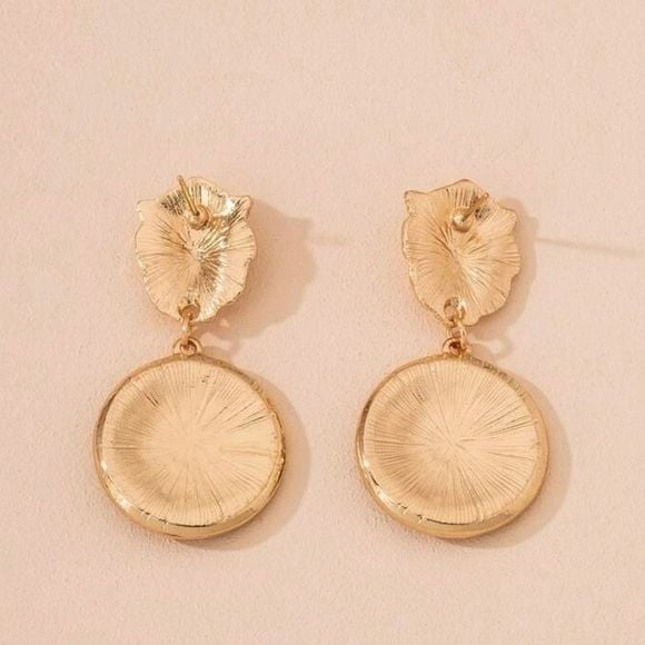 Golden & Black Lioness Dangle Earrings