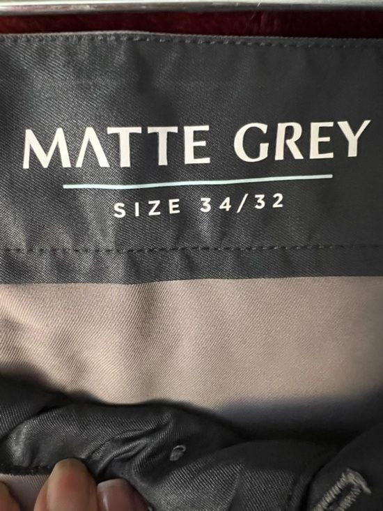 Matte Grey Men’s Chinos in Light Gray – Straight Leg with Pockets 34x32