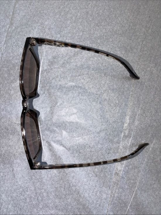 Tortoiseshell Square Sunglasses with Brown Gradient Lenses Animal Print