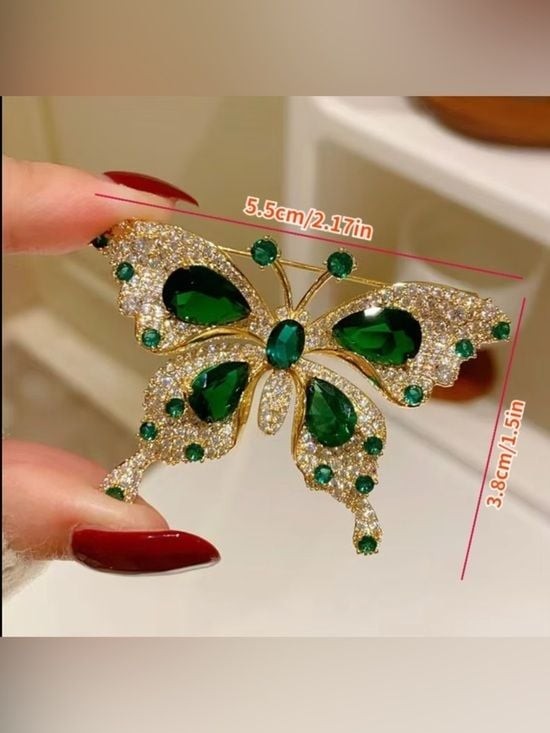 Elegant Green Crystal Butterfly Brooch - Gold Tone