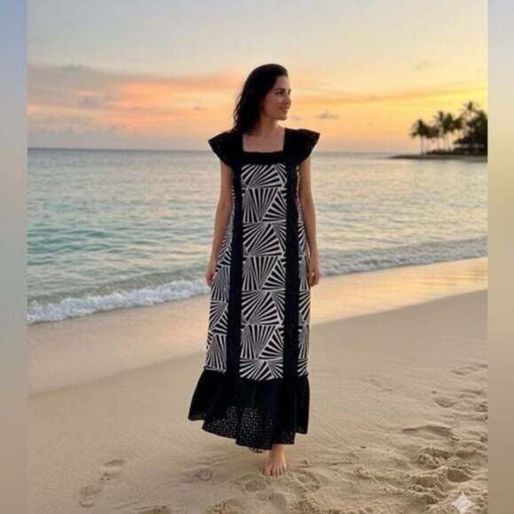 MAISIE Embroidered Chic Black and White Geometric Maxi Dress Sz XS