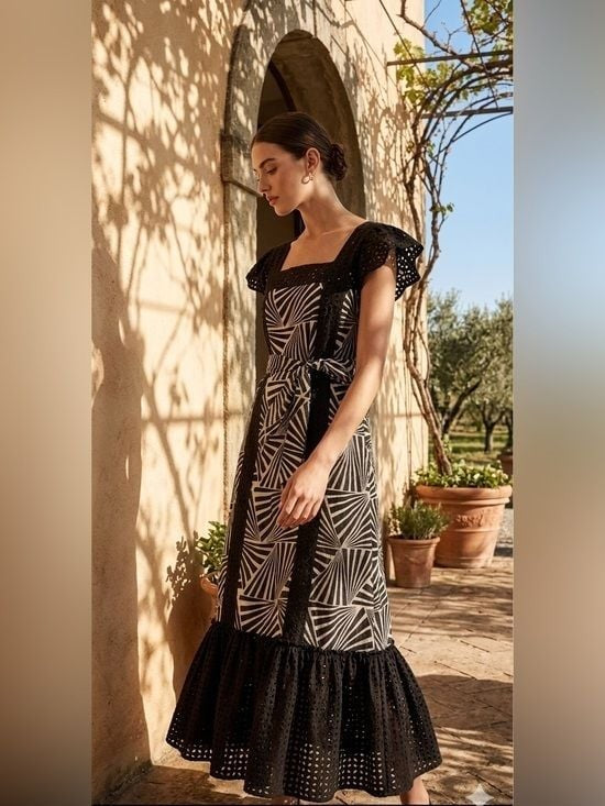 MAISIE Embroidered Chic Black and White Geometric Maxi Dress Sz XS