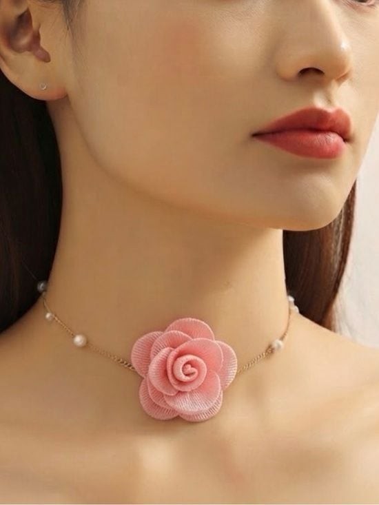 Gold-Plated Choker Necklace with Faux Pearls and Fabric Rose