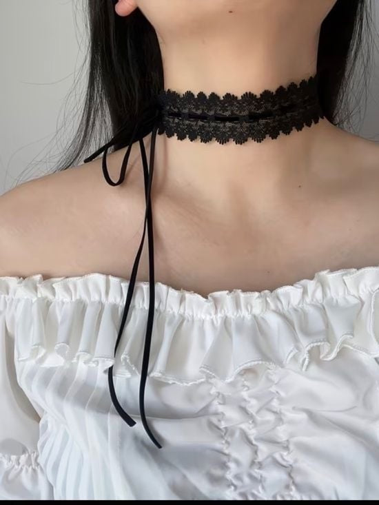 Vintage-Inspired Black Lace Choker Necklace with Tie Closure
