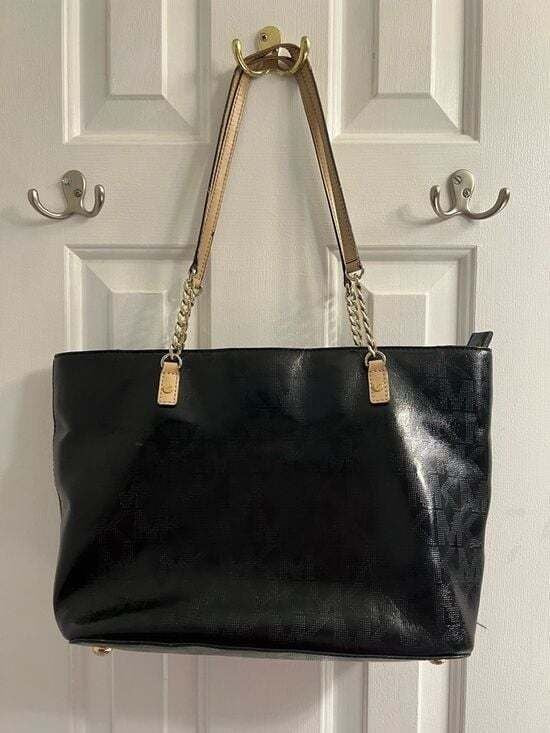 Michael Kors Jet Set Item Large East West Chain Tote Purse Shoulder Bag