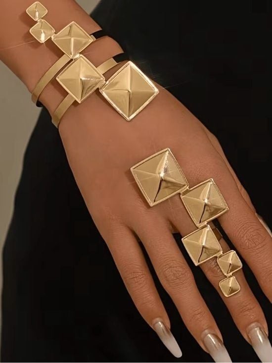 Gold Pyramid Square Stacked Ring Set - Women Jewelry