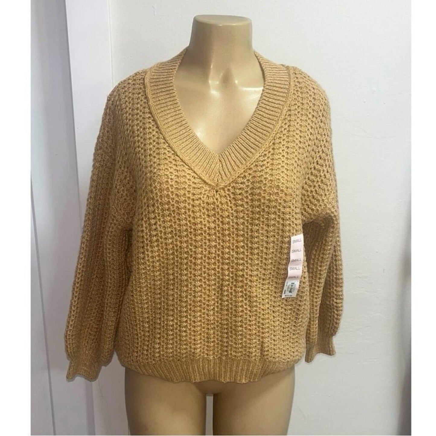Last One! NWT SO Cable Knit Yarn Sweater Sz M Tan Camel