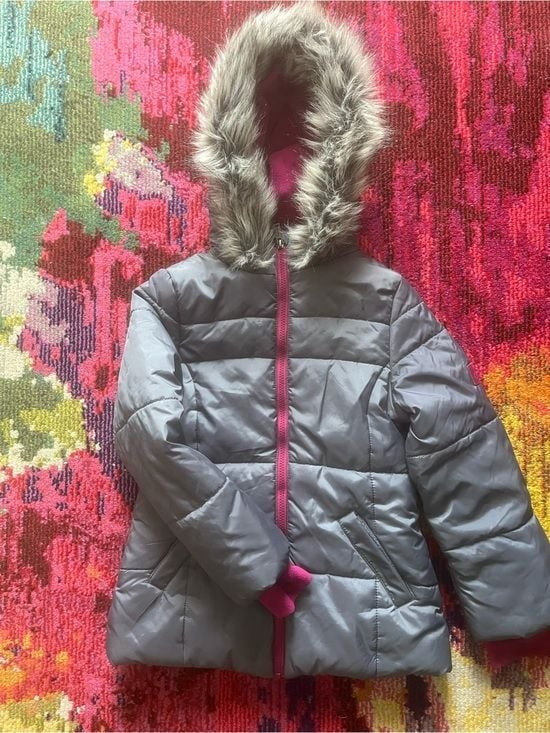 Calvin Klein Jeans Girls' Gray Puffer Coat with Pink Trim