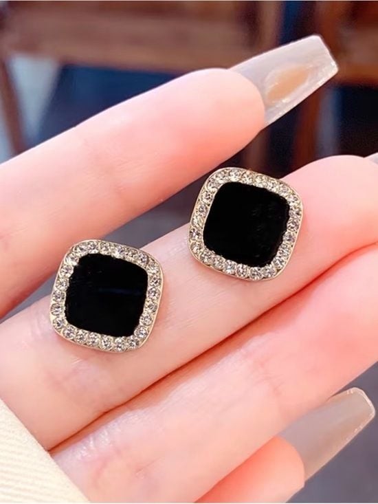 5 Pairs Women's Black Crystal Stud Earring Set with Gold Accent