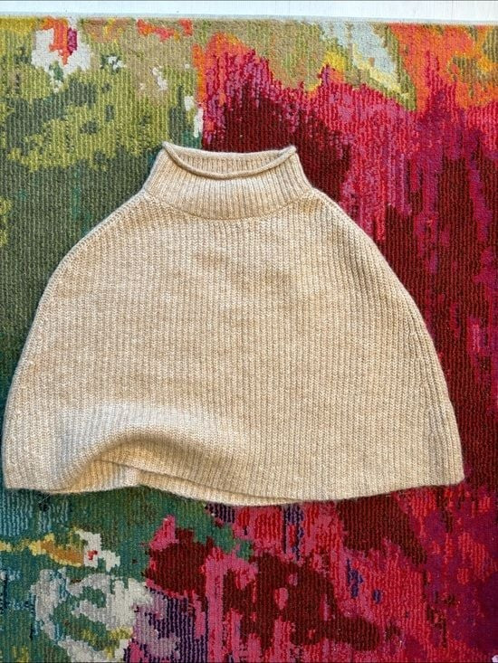 NWT ZARA Neutral Beige Ribbed Poncho Poncho Médium
