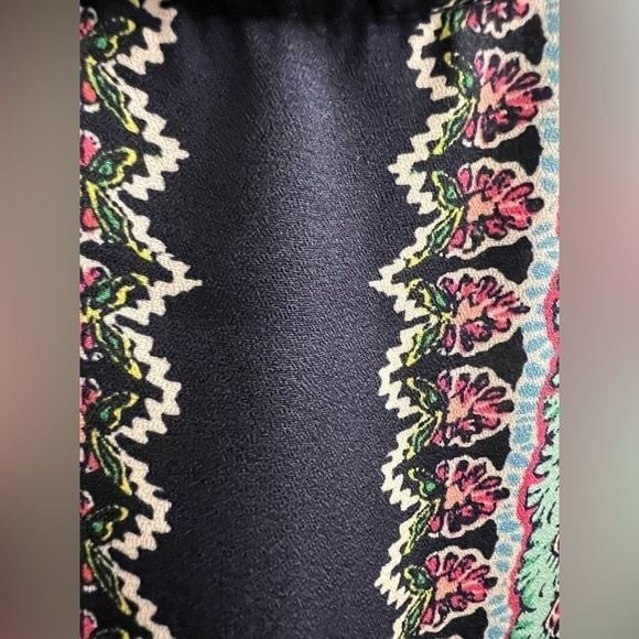 CYNTHIA ROWEY Elegant Open Back Tribal Print Summer Tank Blouse Sz Medium