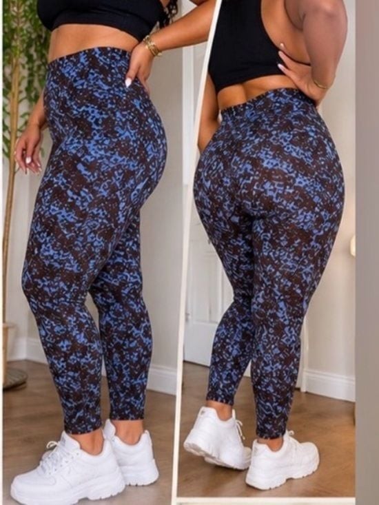 Terra & Sky Blue Breeze Snake-Print High-Rise Leggings - Plus 1X 16W-18W