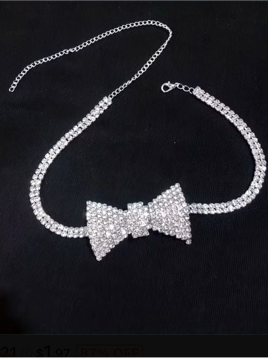 Rhinestone Bow Choker Necklace - Silver Glam