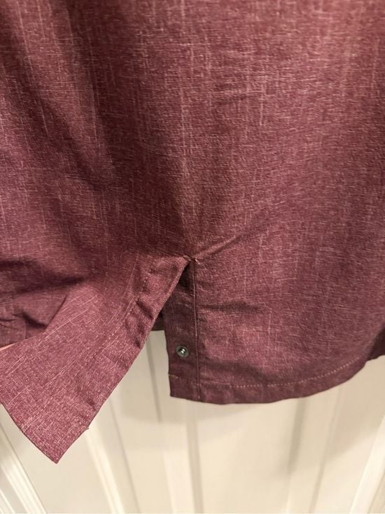 Duluth Trading Co Burgundy Hooded Utility Jacket