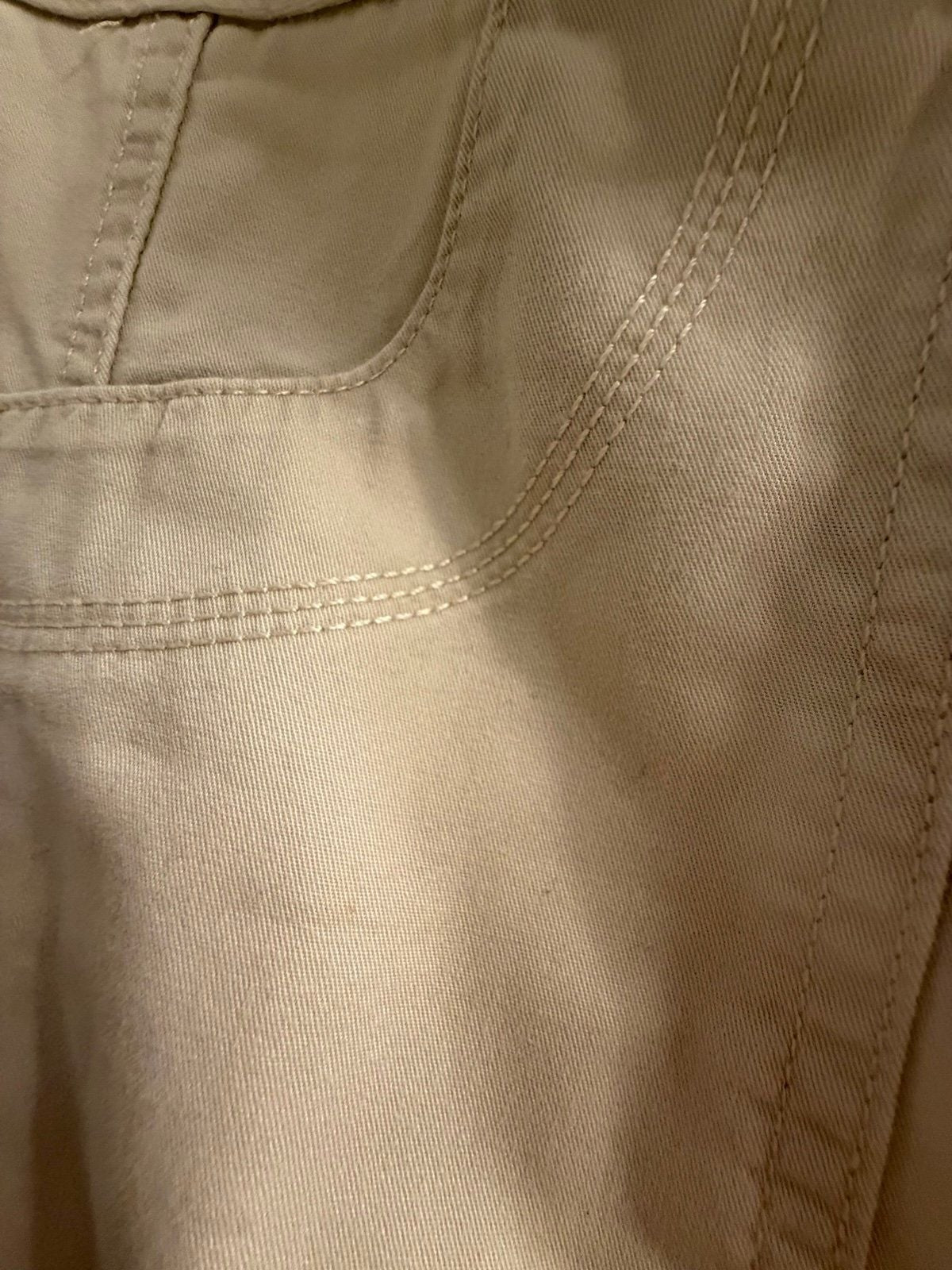 Tommy Hilfiger Khaki Cargo Cropped Pants Size 8