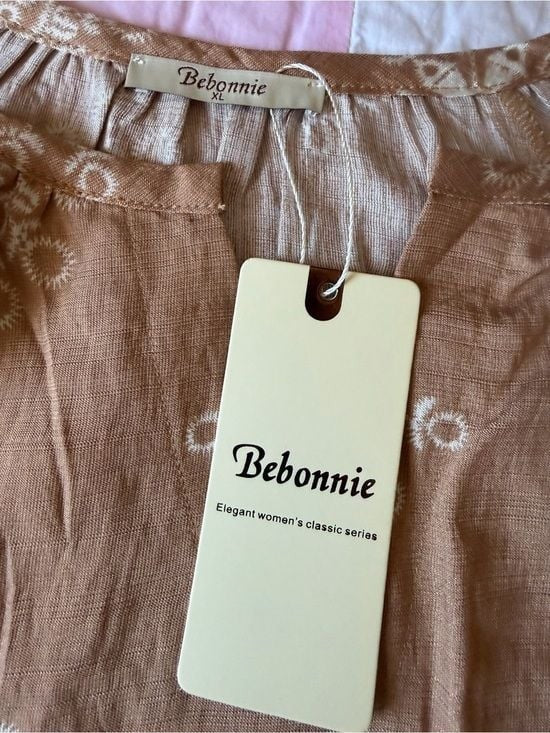 BEBONNIE Relaxed Camel Tunic with White Folk Motif