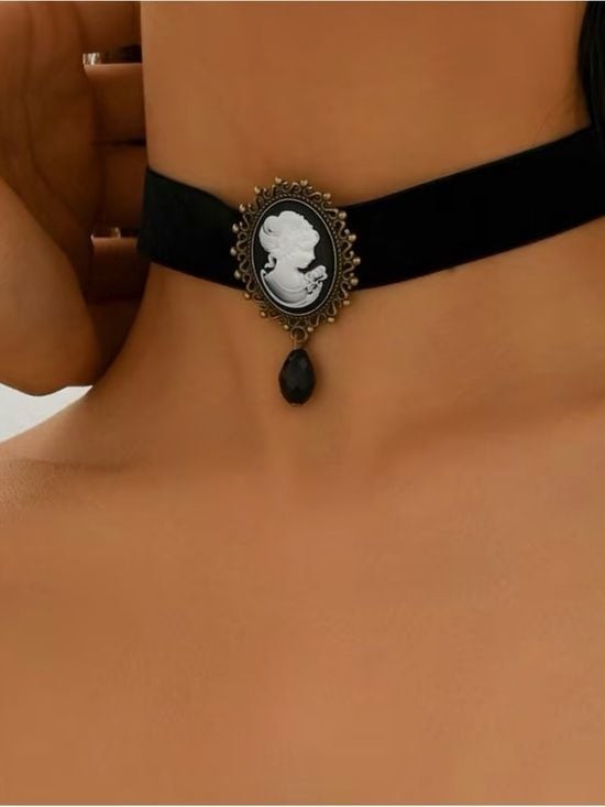 Vintage-Inspired Black Cameo Velvet Choker Necklace