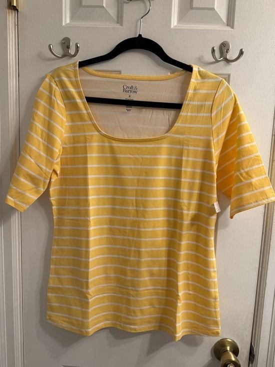 Croft & Barrow Yellow White Striped Scoop Neck Top Medium Casual Spring Tee