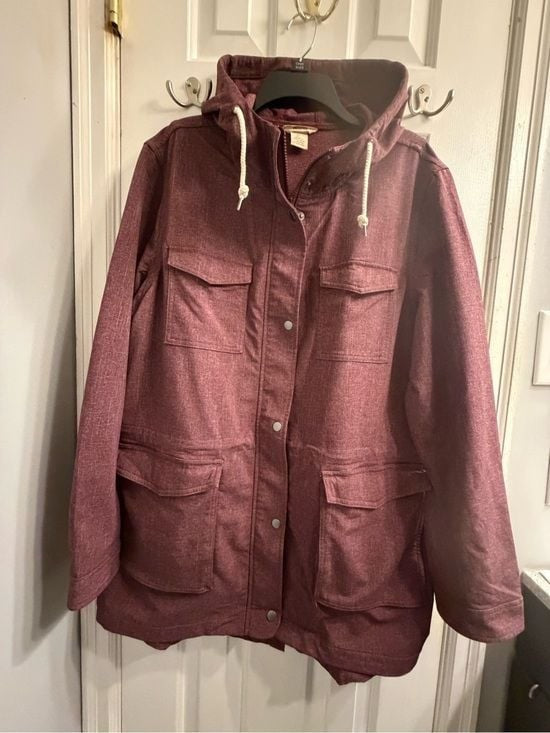Duluth Trading Co Burgundy Hooded Utility Jacket