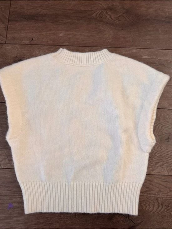 Zara Gray & Cream Contrast Cable Knit Sleeveless Sweater Vest Small