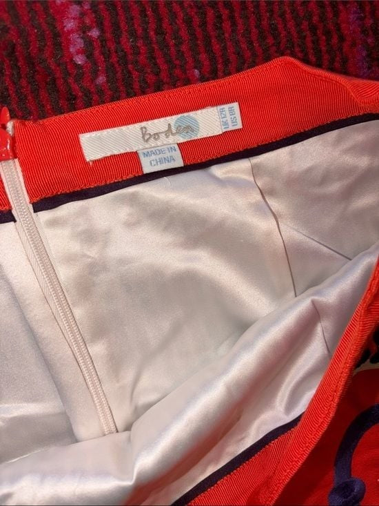 Boden Red, Navy and Cream Patterned Midi Skirt
