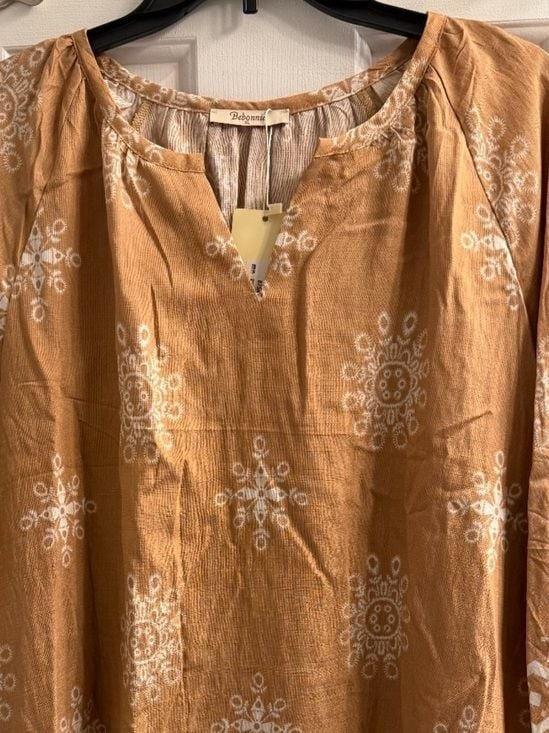 BEBONNIE Relaxed Camel Tunic with White Folk Motif