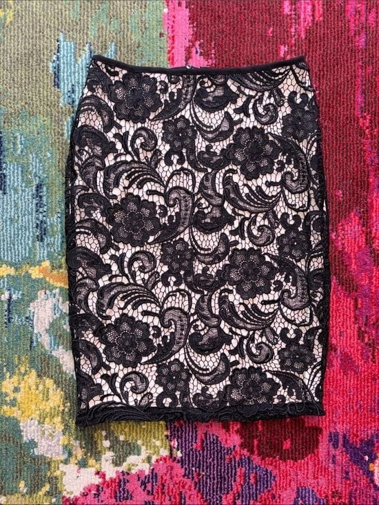 H&M Black Lace Overlay Pencil Skirt with Nude Lining Small