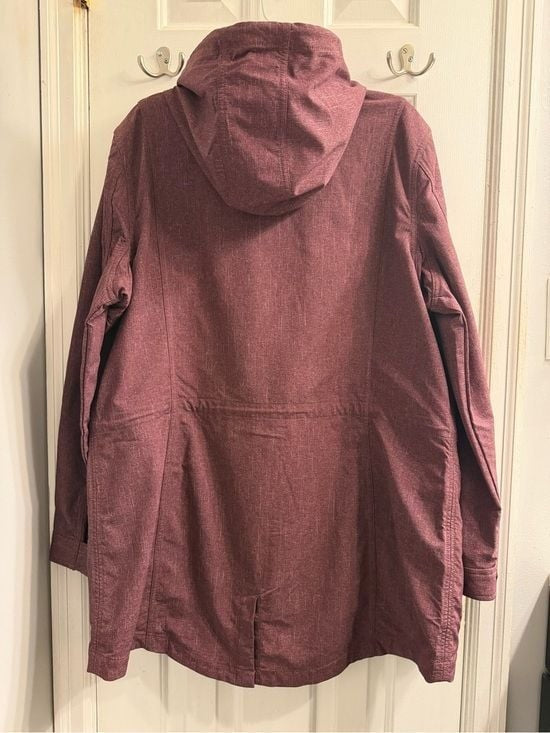 Duluth Trading Co Burgundy Hooded Utility Jacket