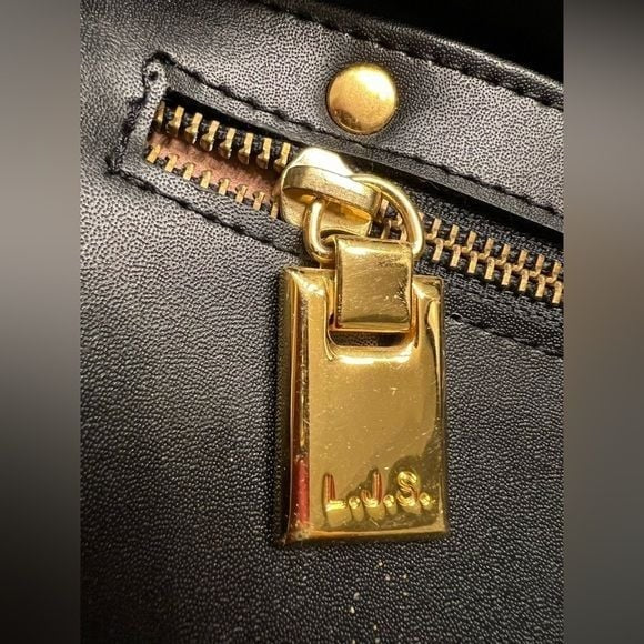 LJS Collection Elegant Shoulder Bag Tote Black Gold Carry On 17x12”