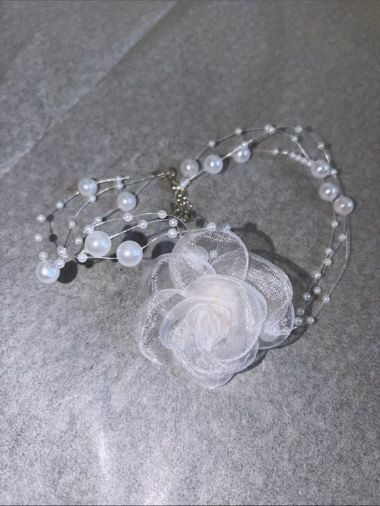 White Floral Pearl Choker Necklace - Women Jewelry