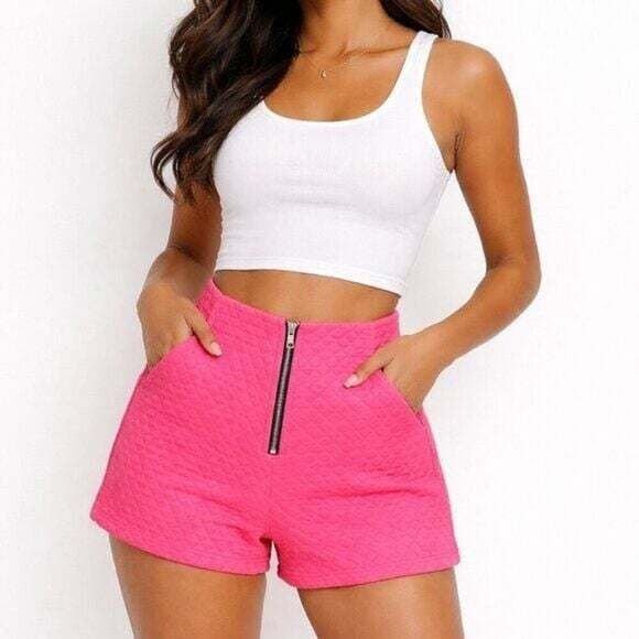 [JUST IN] Topshop Pink Quilted High Waisted Shorts Sz 4