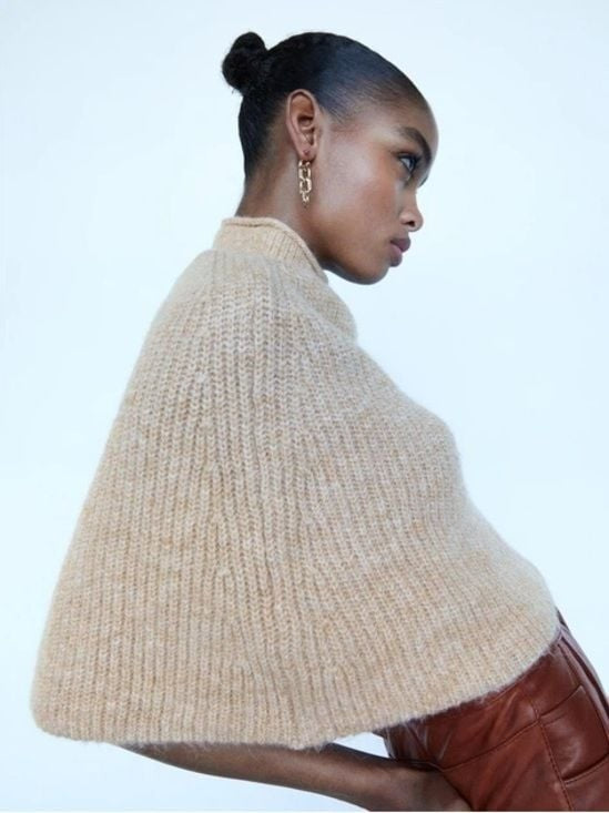 NWT ZARA Neutral Beige Ribbed Poncho Poncho Médium